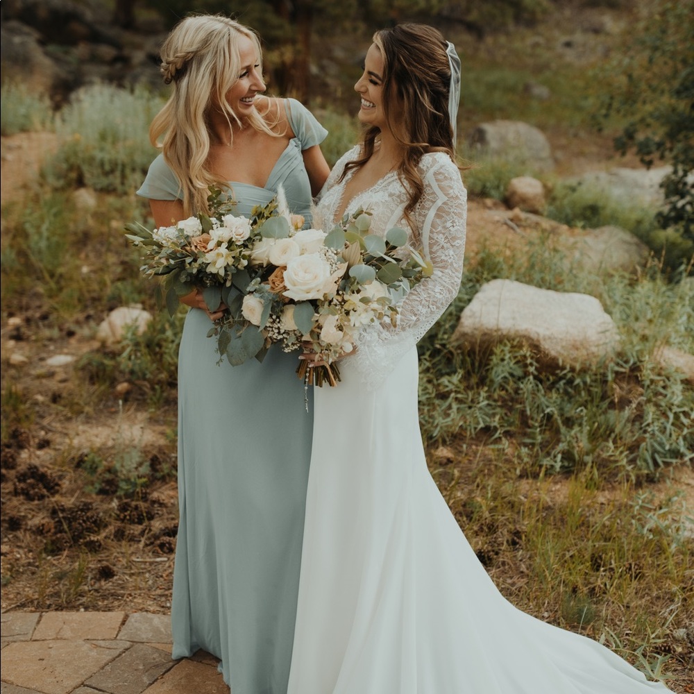 Bridesmaids dress from birdy grey size small. GREAT CONDITION